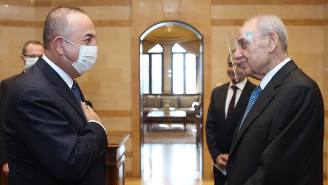 Bakan Çavuşoğlu, Lübnan Meclis Başkanı Berri ile görüştü