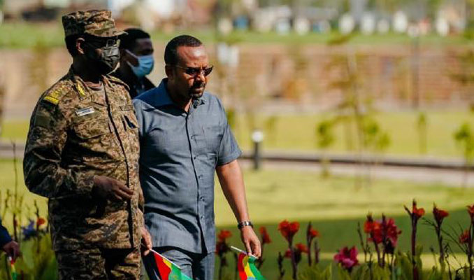 Etiyopya Başbakanı isyancılarla mücadele için cepheye gidiyor