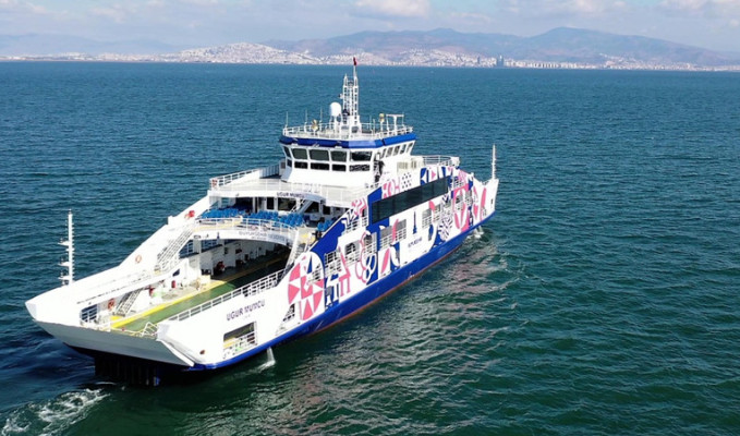 İzmir'de feribot ücretleri zamlandı
