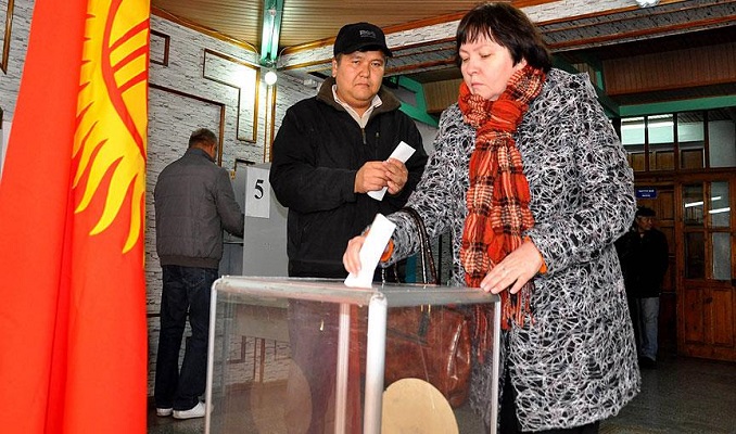 Kırgızistan'da milletvekili seçimleri başladı