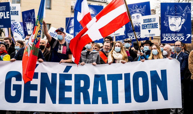 Fransa'da aşırı sağcı, göçmen karşıtı grup yasaklandı!
