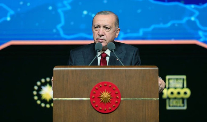 Erdoğan: Sözleşmeli ve kadrolu öğretmen ayrımını ortadan kaldırıyoruz