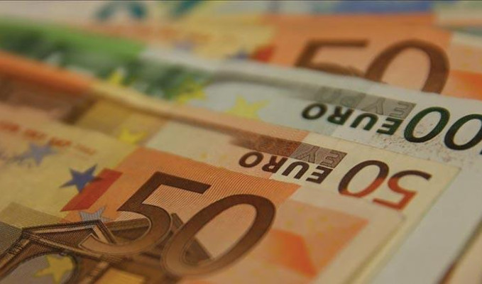 Fransa'nın kamu borcu salgının etkisiyle 2,8 trilyon euroyu aştı