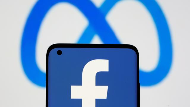 Facebook Çin'i suçladı, 500'den fazla hesabı kaldırdı