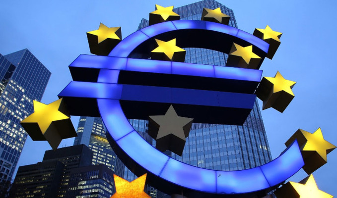 Eurocoin son bir yılın en düşük seviyesinde