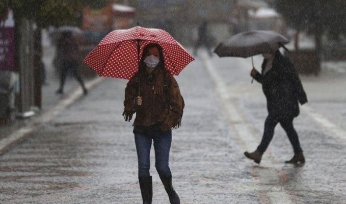 Meteoroloji açıkladı: Bir bölgede sağanak yağış etkili
