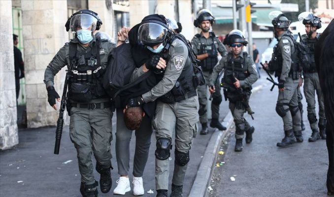İsrail polisi Doğu Kudüs'deki gösteride 3 kişiyi gözaltına aldı