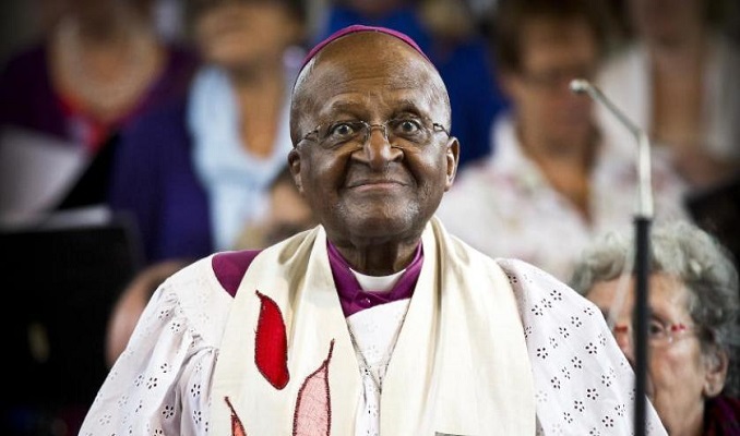Nobel ödüllü Desmond Tutu hayatını kaybetti