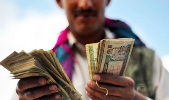 Afganistan'da dolar kuru son 15 yılın en yüksek seviyesinde