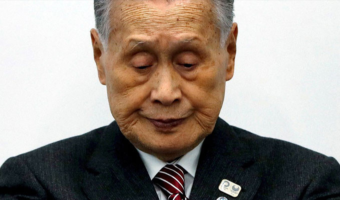 Komite Başkanı Mori Yoşiro istifa etti