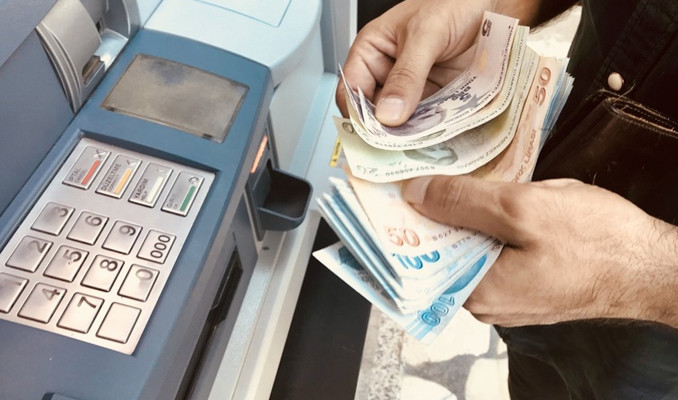 'ATM’lerde küçük kupürlü banknotlara yer verin'
