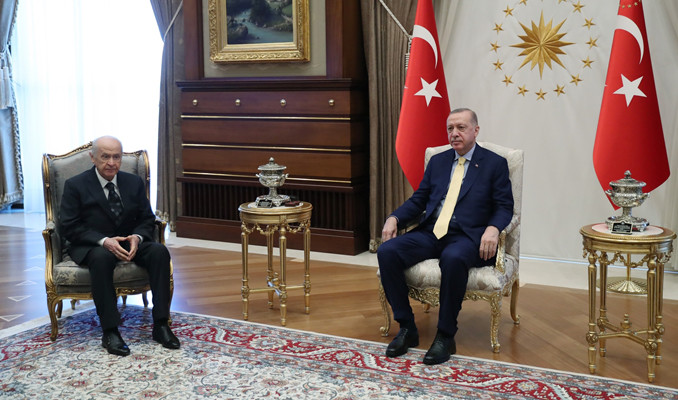 Erdoğan ve Bahçeli arasında kritik görüşme