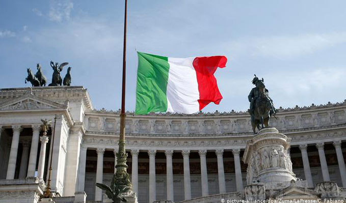 İtalya ekonomisi çöktü