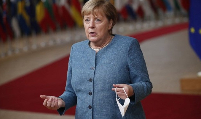 Merkel uyardı: Önümüzde 3-4 aylık zorlu bir dönem var