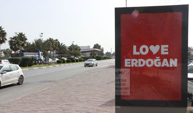 O ülkede reklam panolarına 'Love Erdoğan' afişleri asıldı
