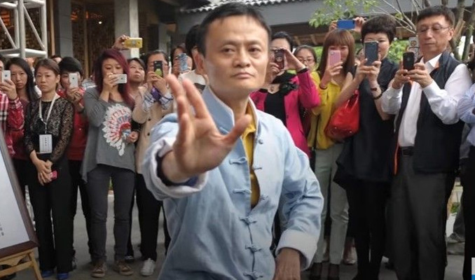 Alibaba'nın kurucusu Jack Ma unvanını kaybetti
