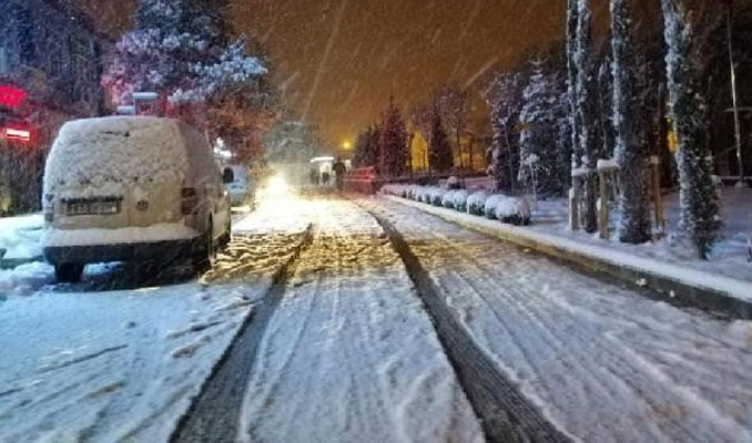 Kırşehir, Konya ve Çankırı'da eğitime kar engeli