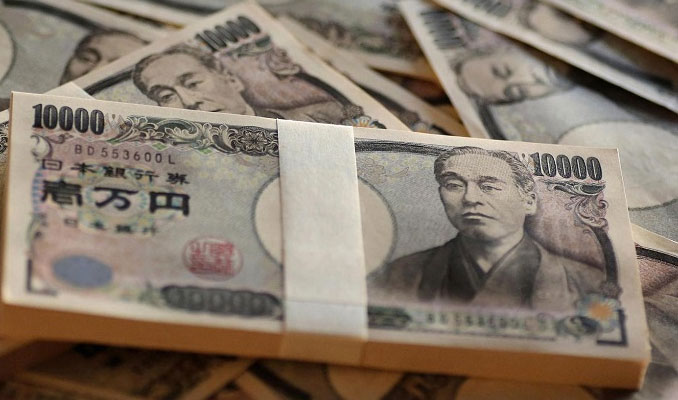 Japonya'da 1 trilyon dolarlık bütçe onaylandı