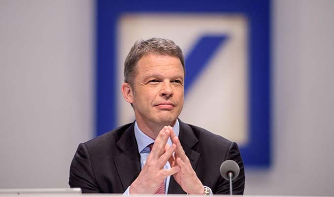 Deutsche Bank CEO’suyla güven tazeledi