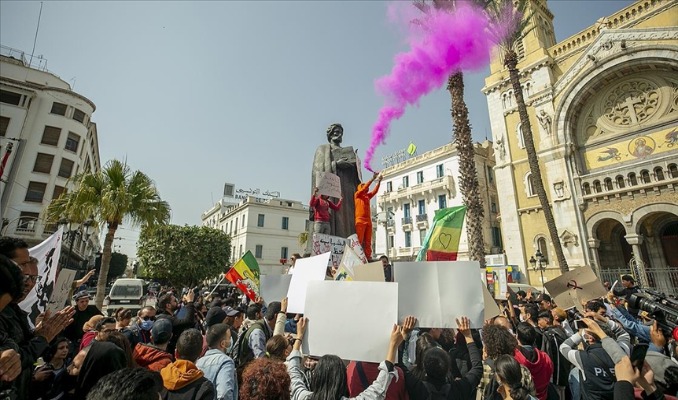 Tunus'ta ekonomik kriz protestosu