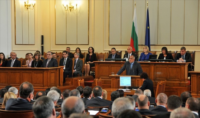 Bulgaristan parlamentosunda Türk ve Müslüman kökenli 27 milletvekili