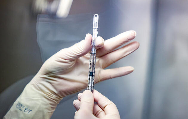 Avrupa ülkesinden iki aşı için flaş öneri