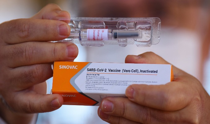 Sinovac aşısının etkinlik oranları açıklandı