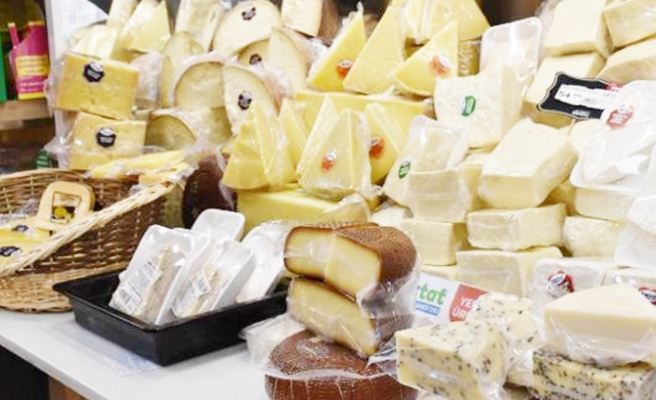 Venezuela'da peynir artık gramla satılıyor