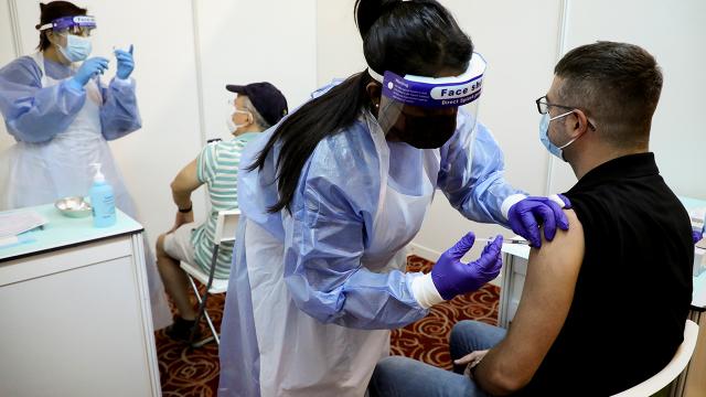Malezya'da ağustosa kadar sürü bağışıklığı sağlanması planlanıyor