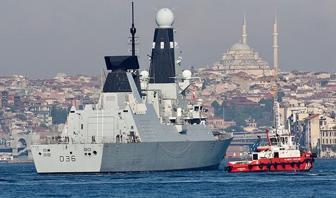 NATO’ya ait iki gemi Karadeniz’e girdi