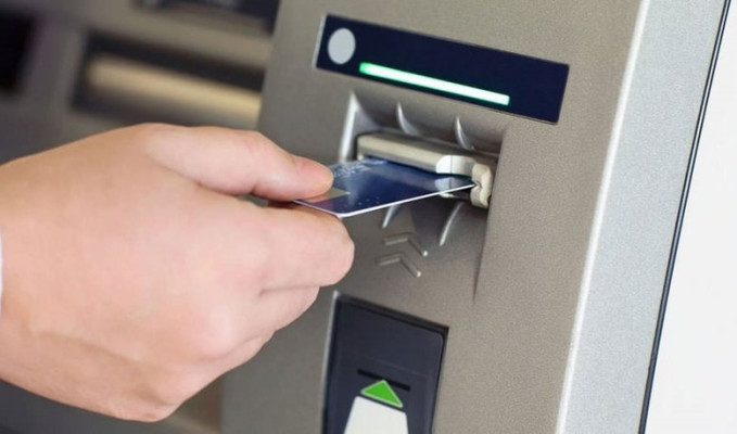 ATM’deki açığı fark edip 625 bin liralık vurgun yaptılar