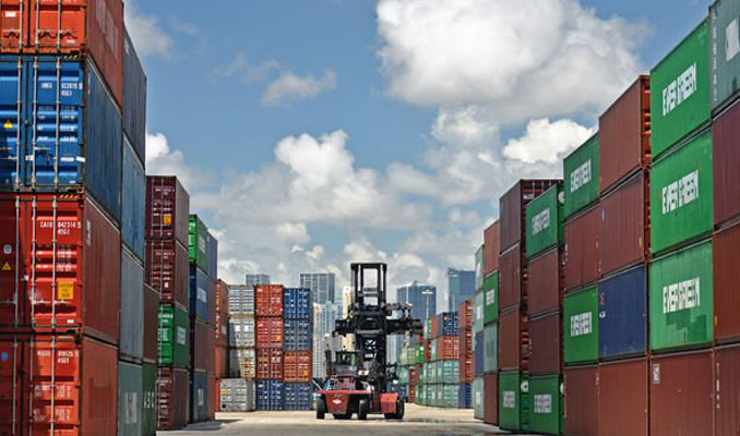 Limanlarda yüklenen konteyner miktarı arttı