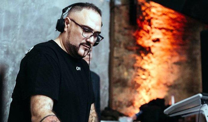 Dünyaca ünlü DJ Karagounis elektrik çarpması sonucu öldü