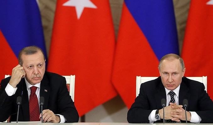 Putin, Erdoğan ile Türkiye'deki yangınları görüştü