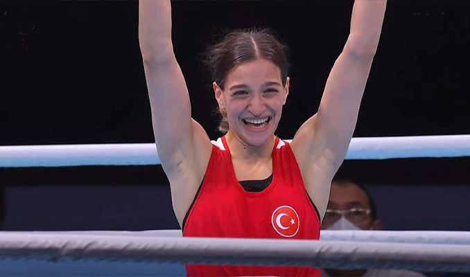 Buse Naz Çakıroğlu, olimpiyat madalyasını garantiledi
