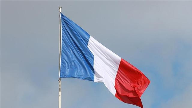 Fransa'da işsizlik oranı hafif geriledi