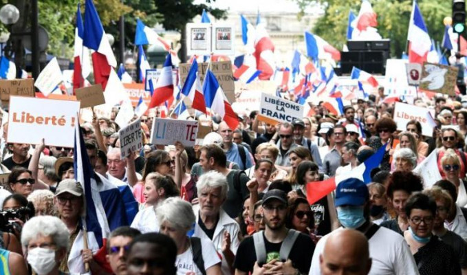 Fransa’da sağlık sertifikasına karşı yeni protestolar