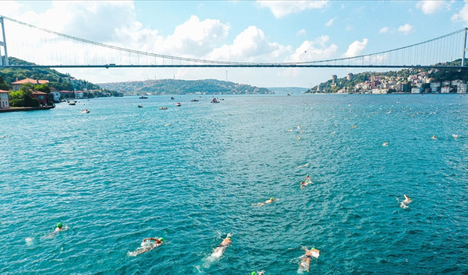 Dünyanın ilk kıtalararası triatlon yarışı İstanbul'da düzenlenecek
