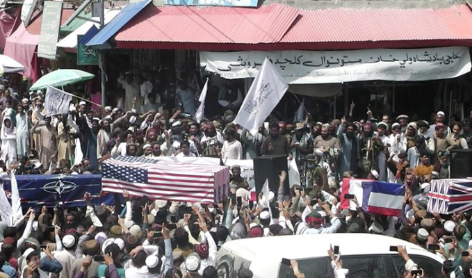 Taliban, ABD ve NATO'nun cenazesini kaldırdı