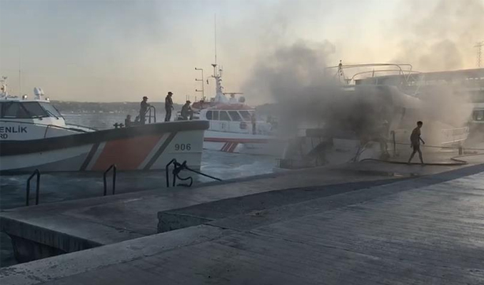 İstanbul Bebek'te tekne yangını