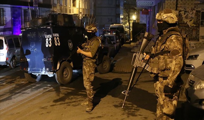 İstanbul'da DHKP-C operasyonu: 8 gözaltı!