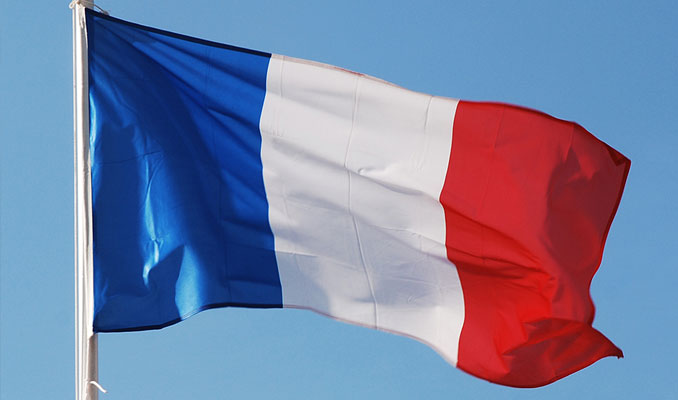 Fransa'ya, 2 ülkeye sattığı silahlara ilişkin dava açıldı