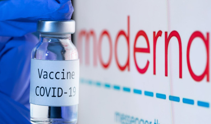 Askıya alınan Moderna aşısını yaptıran 2 kişi hayatını kaybetti