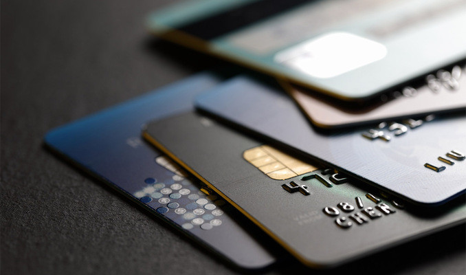 Bankalar kredi kartı almayı kolaylaştırıyor