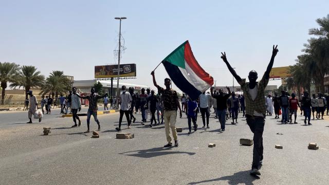Sudan krizinin çözümü için girişim başlatıldı
