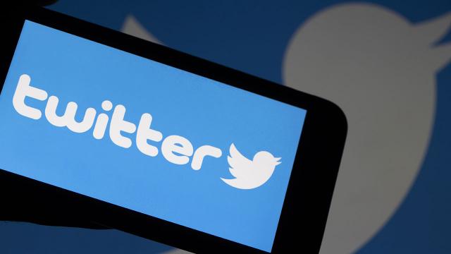 Fransa'da Twitter'a yargılama