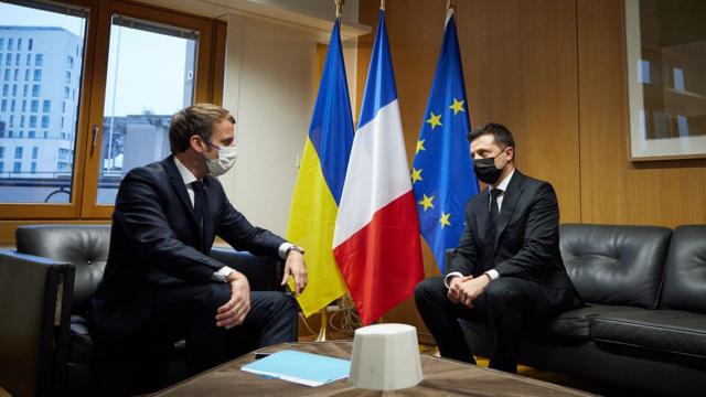 Ukrayna lideri Zelenskiy, Macron'la görüştü
