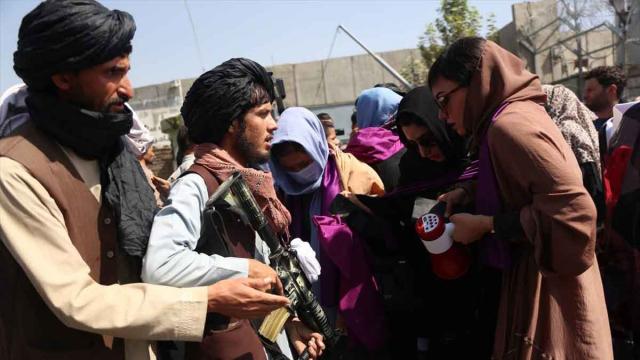 Taliban'dan kadınlara yönelik yeni kısıtlamalar