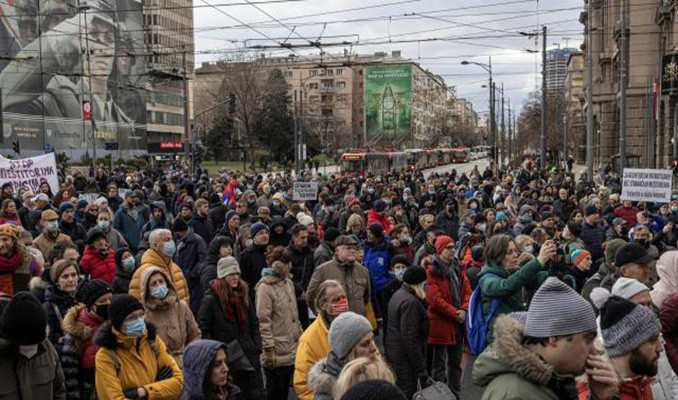 Sırbistan'da yabancı madencilik şirketine karşı protestolar sürüyor