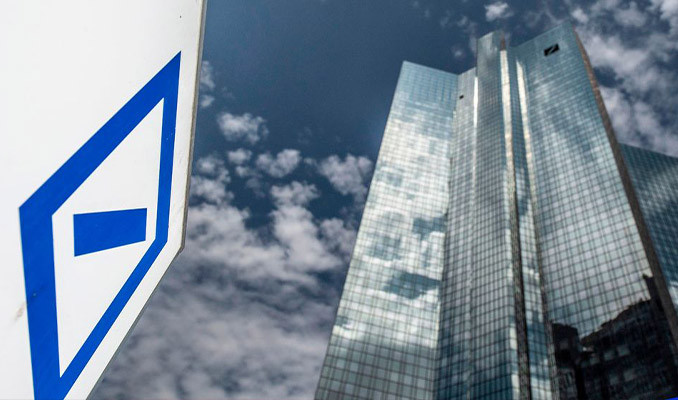 Deutsche Bank 3 yıl sonra kendi evinde lider